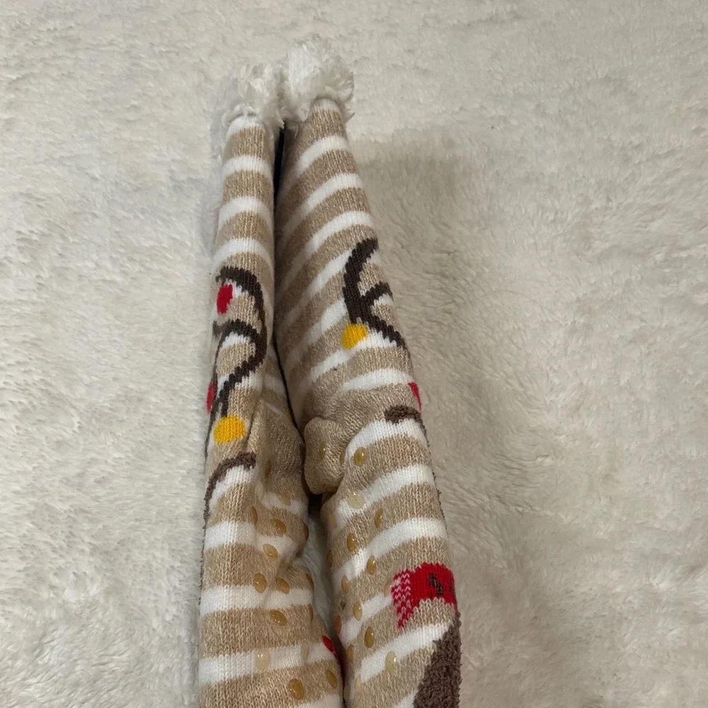 NWT Cozy Reindeer Fuzzy Socks‎